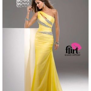 Yellow Prom/evening gown